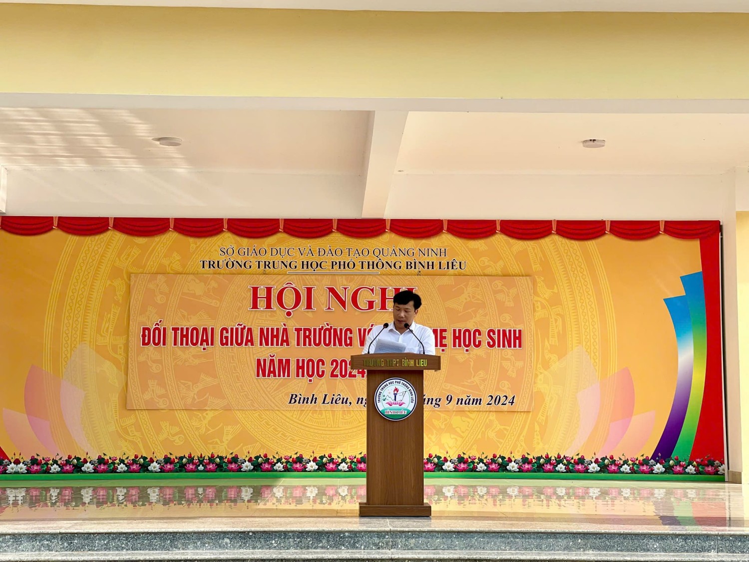 Hội nghị đối thoại giữa nhà trường và cha mẹ học sinh đầu năm
